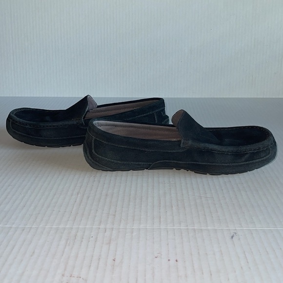 UGG Black Alder Faux Shearling Lined Slippers - Picture 7 of 10